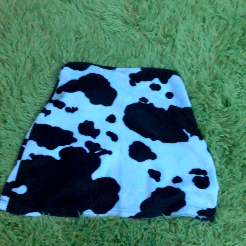 Cow print soft kids skirt!10/12